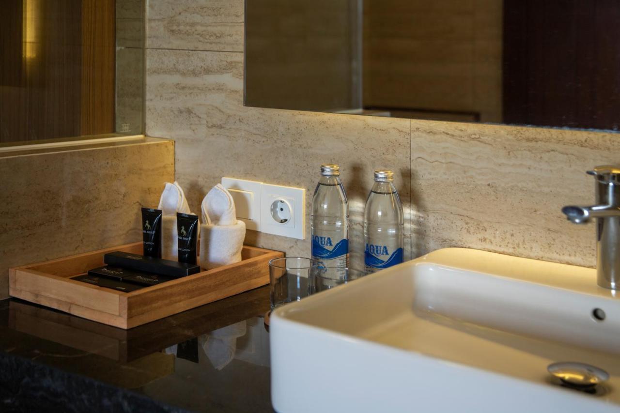 The Claremont Luxury Villas Seminyak Buitenkant foto