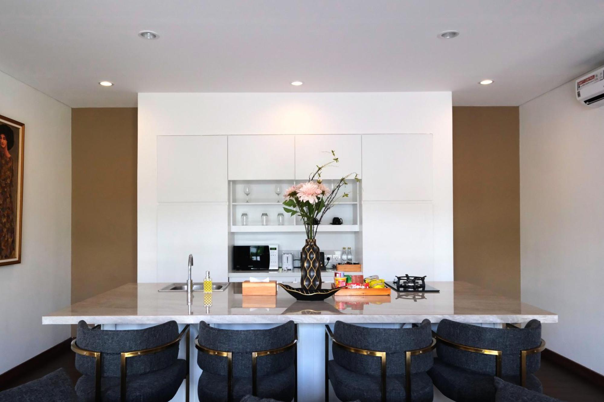 The Claremont Luxury Villas Seminyak Buitenkant foto